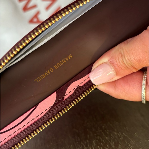 Authentic MANSUR GAVRIEL Large leather zip top wristlet/pouch - Picture 7 of 11
